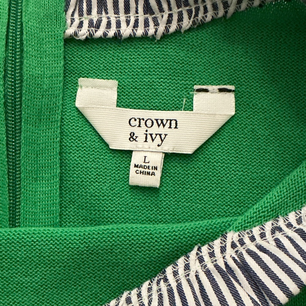 Crown & Ivy Green Sweater with Striped Detail - Picture 2 of 7